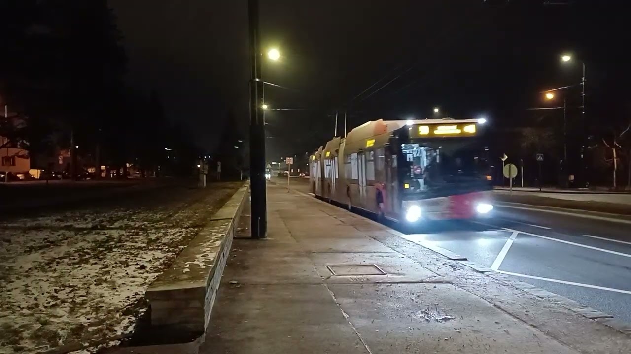 Stanice trolejbus linka58 směr nadraží veleslavín solaris 