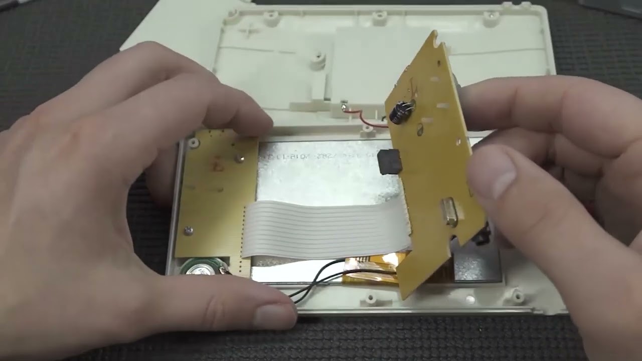 FC Pocket Handheld Teardown ... 👹