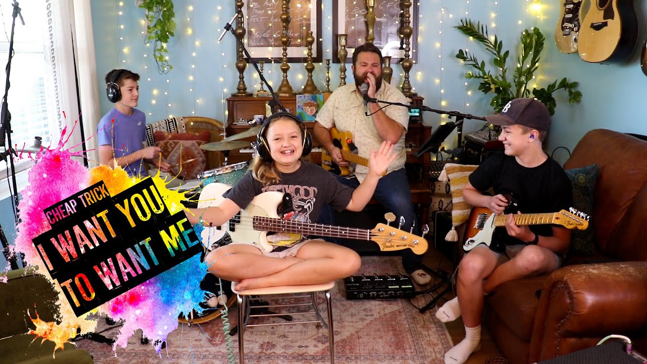 Colt Clark and the Quarantine Kids play 