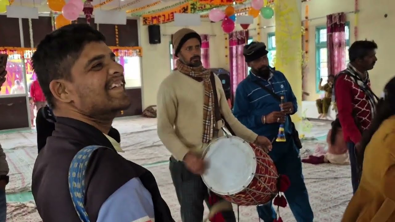 New dhol group 3 Dhol and tota jammu and kashmir #village #desi  dhol and tota #dhol #jammukashmir