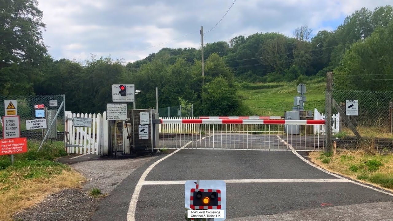 Canterbury (Whitehall Road) (Pump Barrier) Level Crossing, Kent