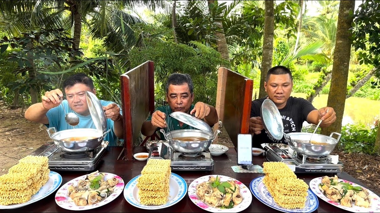 Trận Đấu Quá Sức Tưởng Tượng Một Bàn MÌ LẨU GÀ LÁ É Thắng Được 4Tr Tốc Độ Không Thể Tin Nổi | ATĐQ 