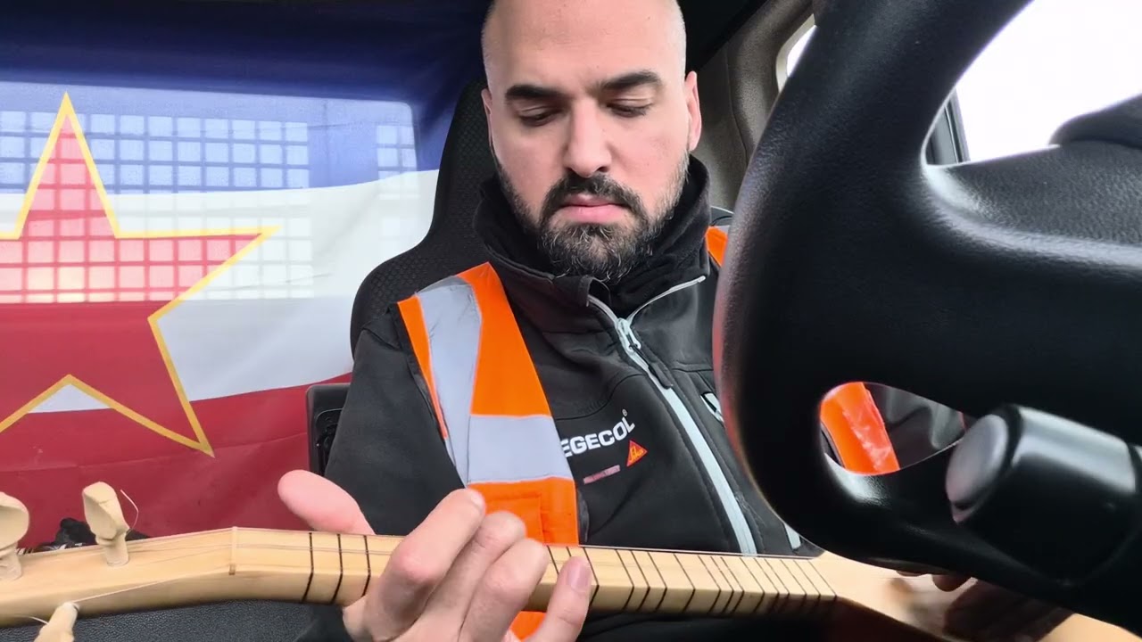 🇹🇷 🎵 Ruhumda Sızı #music #guitar #bağlama #saz #müzik #turkey #türkiye #balkan #guitarcover #musica 