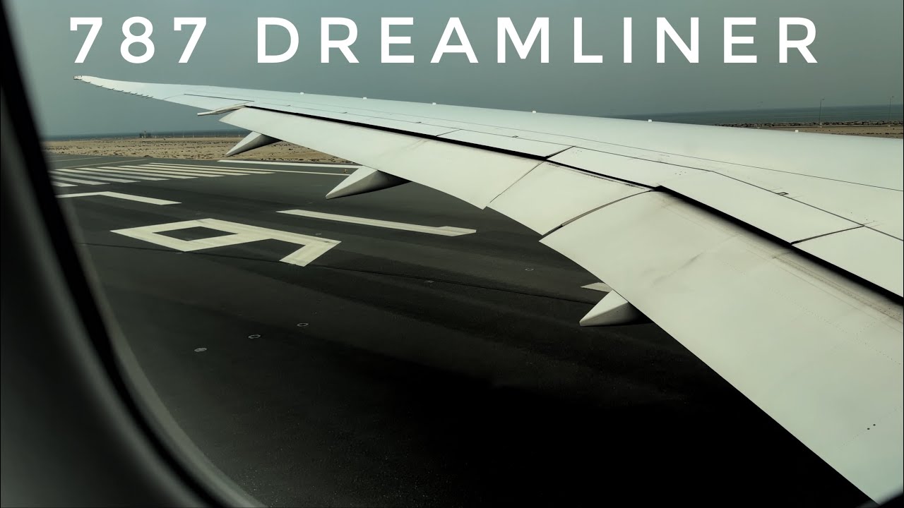 Boeing 787-9 Dreamliner Take off in Doha Qatar Airways