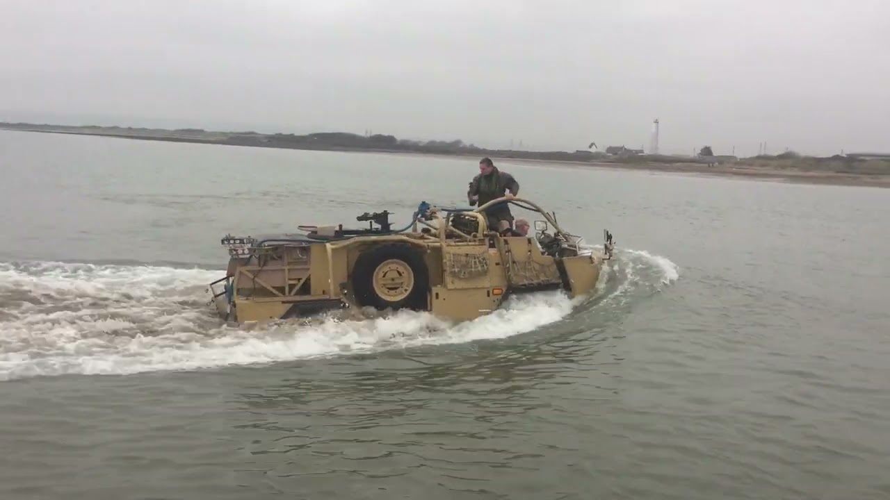 Supacat HMT amphibious landing operations