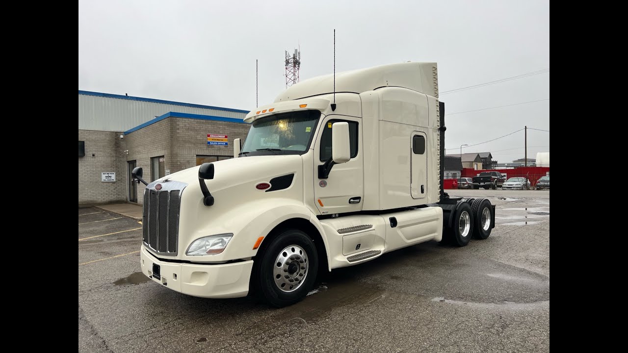FOR SALE - 2018 Peterbilt 579 - Cummins X15 / Auto Trans / New tires / DOT Certified