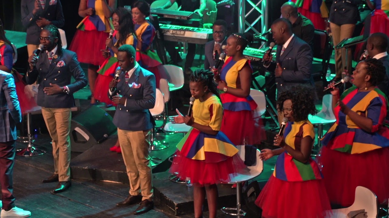 Pastor Makhudu & Heart of Worship -Udumo Lonke Feat  Lebohang Kgapola