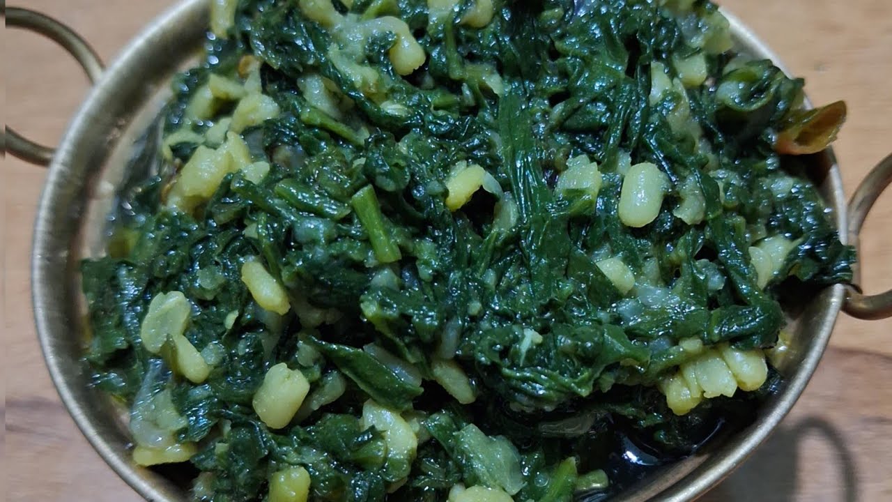 Spinach  and moong dal stir fry    Triveni's kitchen 