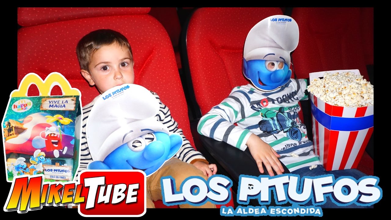 McDonald's con Juguete de LOS PITUFOS La Aldea Escondida y Cine en nuestro Vlog.