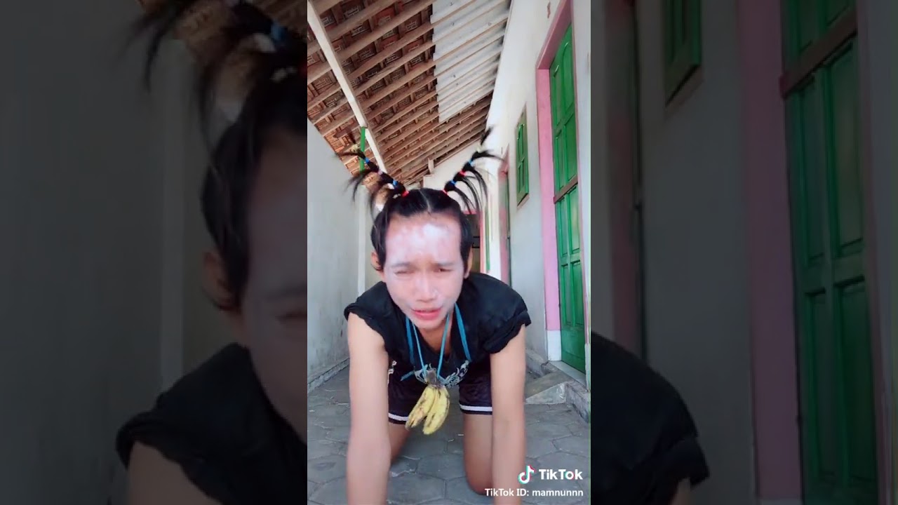 Yg lagi viral mundur Alon alon