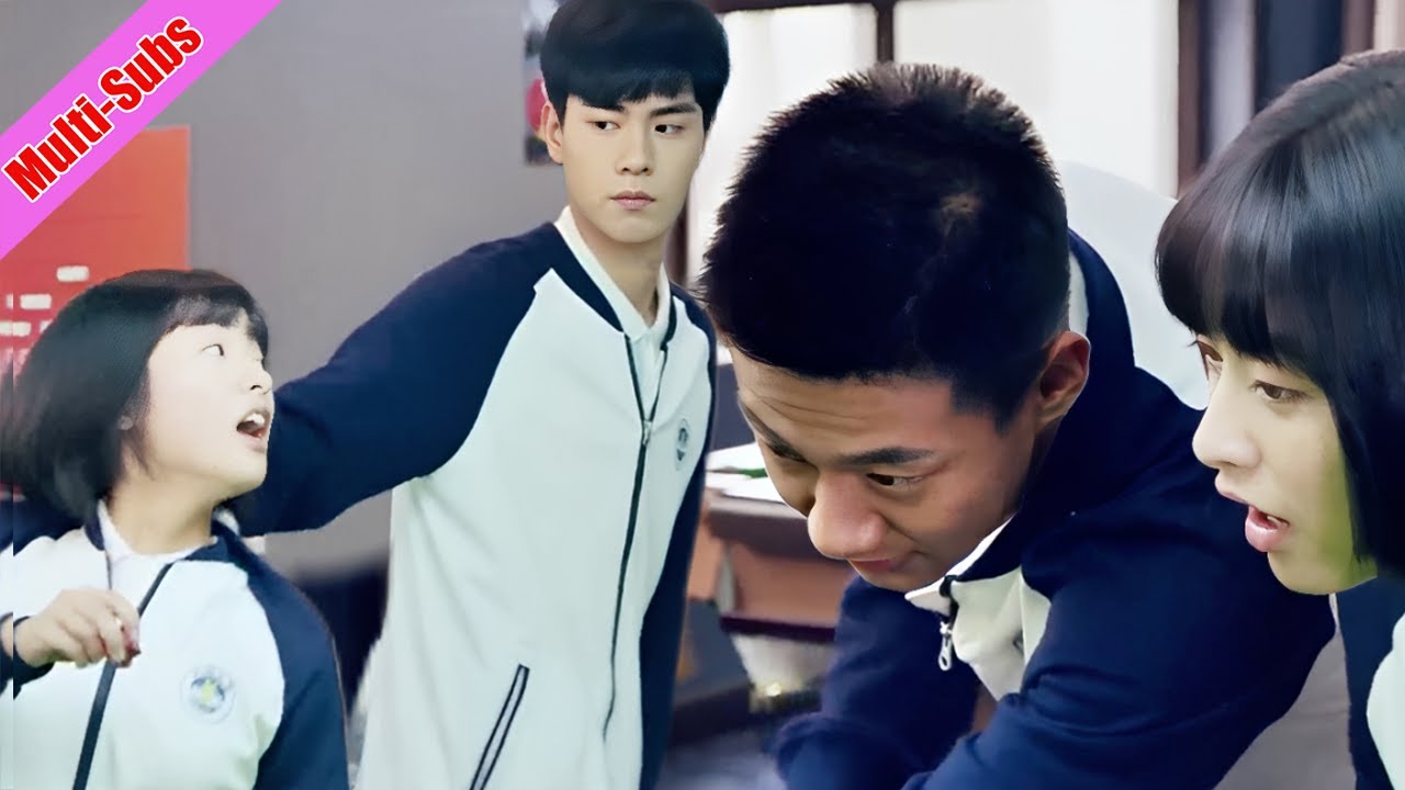 Love Rival Teaches Her Play Billiards! Campus Hunk’s Jealousy Explodes, Grabs Her Away On Spot!😤💓