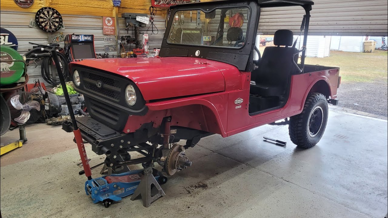 Mahindra roxor  oil change.  