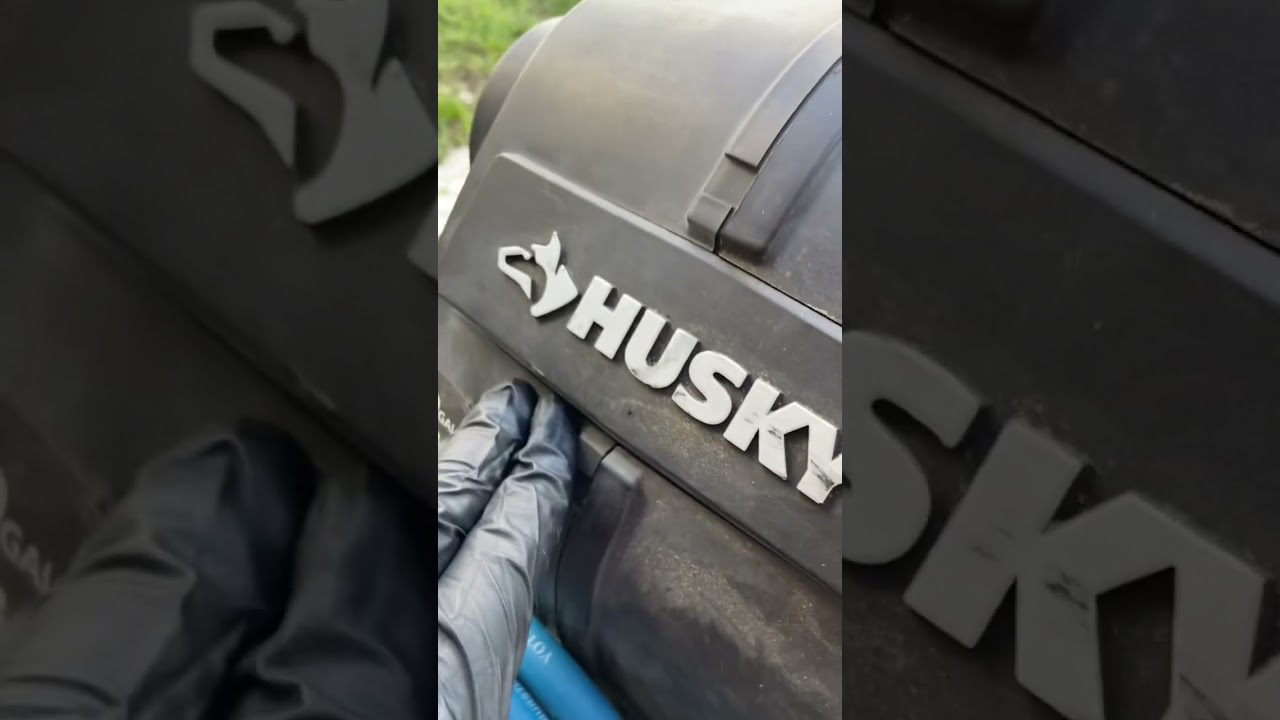 Tools, aircompressor, husky, heavy duty shop equipment , in action and analysis. ￼