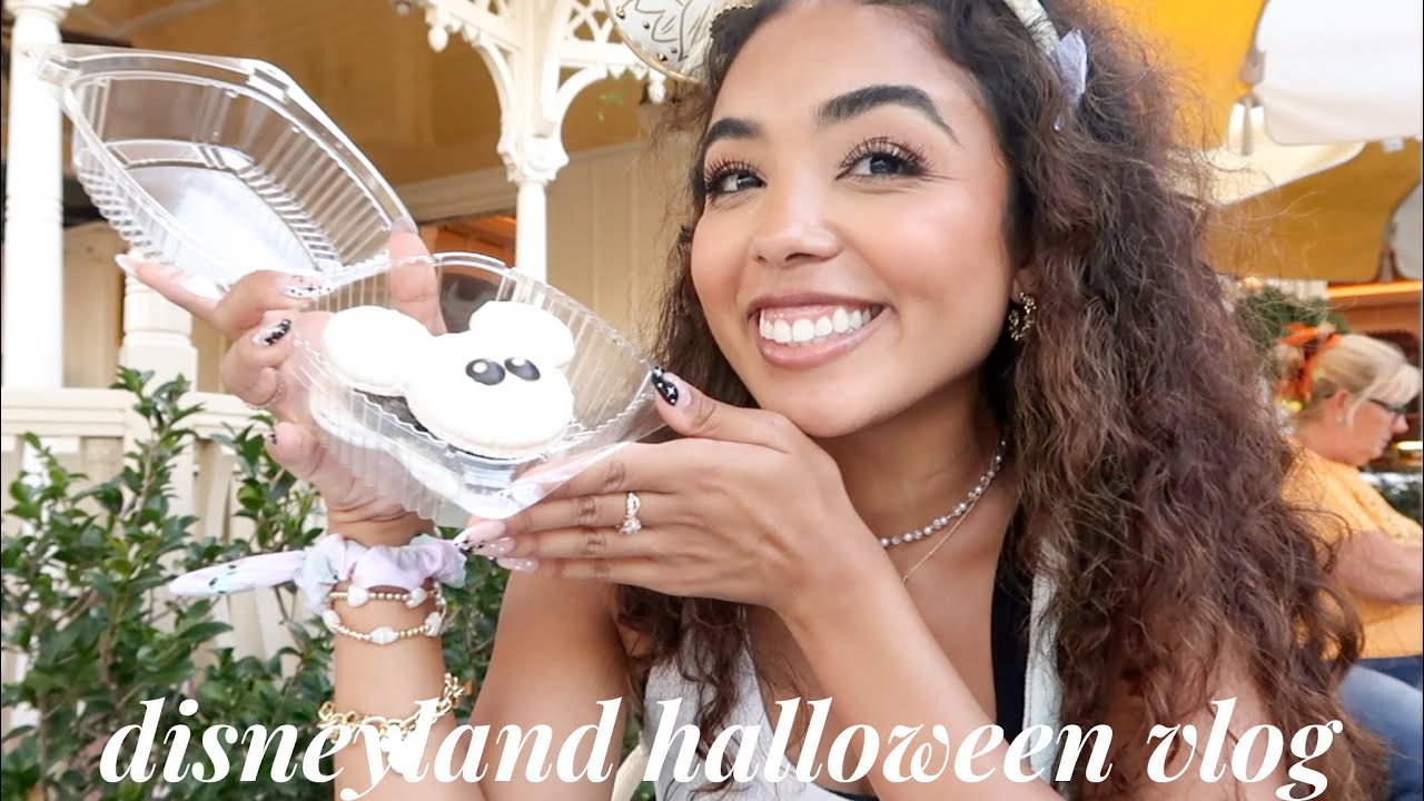 DISNEYLAND HALLOWEEN VLOG 2022!! (disney creators lab day 1)