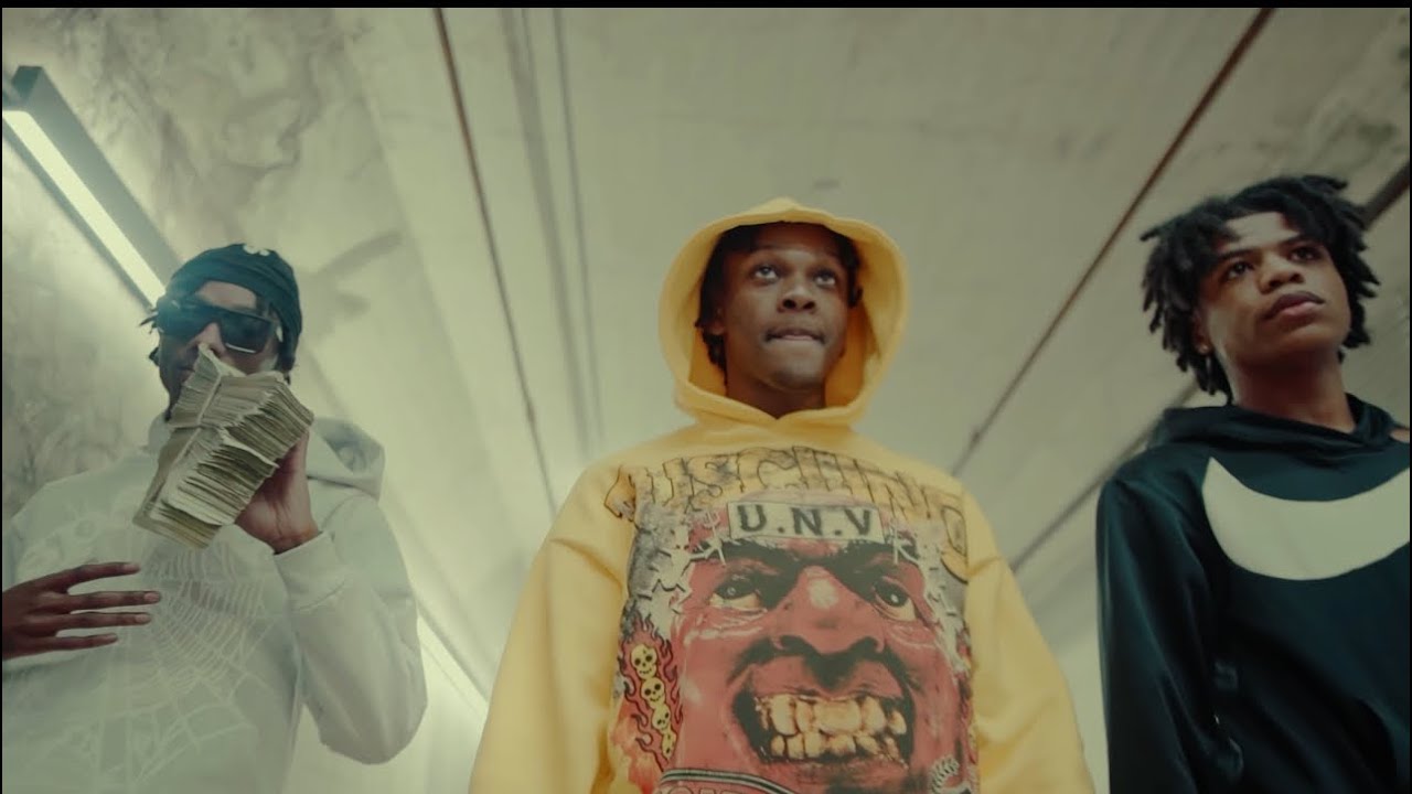 Kelo Gee & Ix Kaynine - On The Floor