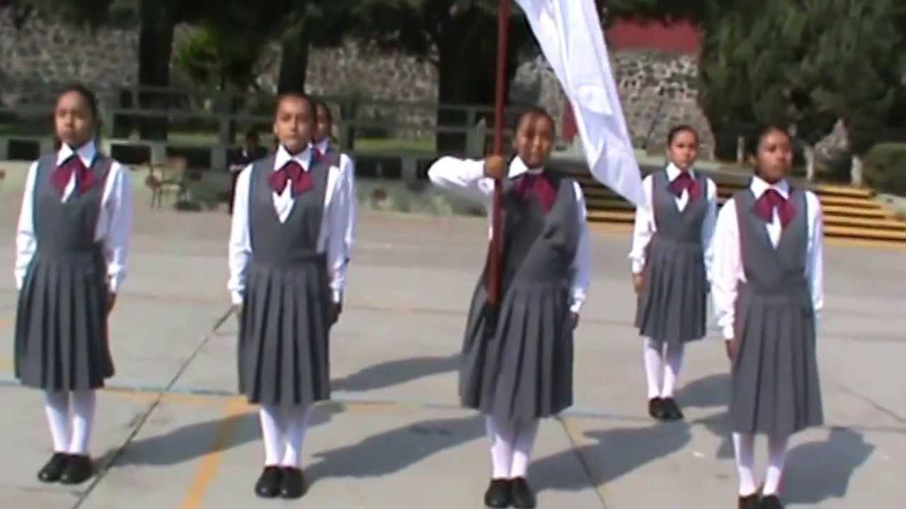 Recorrido de Escolta con Toques de Ordenanza y Toque de Bandera Primaria