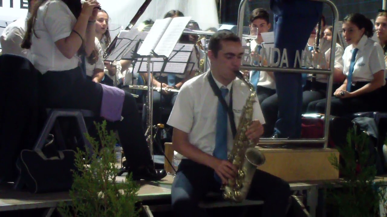 Banda Nova de Fermentelos (Maestro: Orlando Rocha) Medley SANTANA A PORTRAIT- Arr: Giancarlo Gazzani
