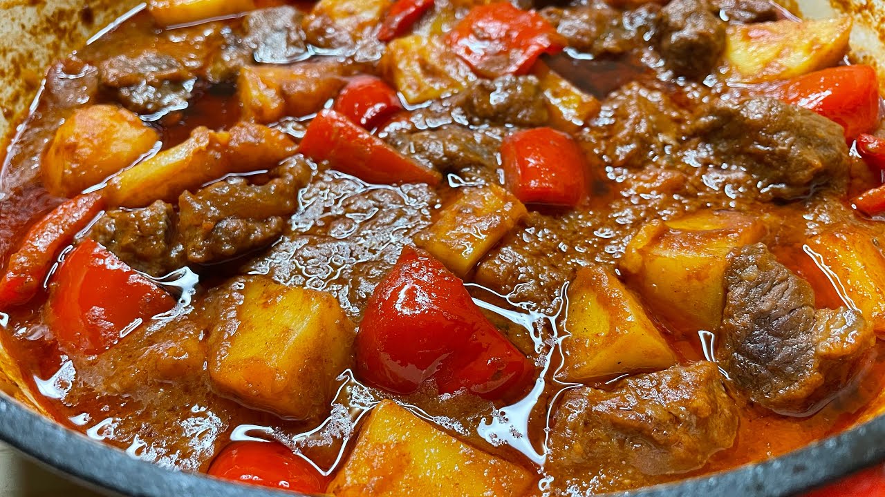 EASY AND DELICIOUS GOULASH RECIPE | GOULASH RECIPE | TRY THIS WITH RICE 😋😋😋