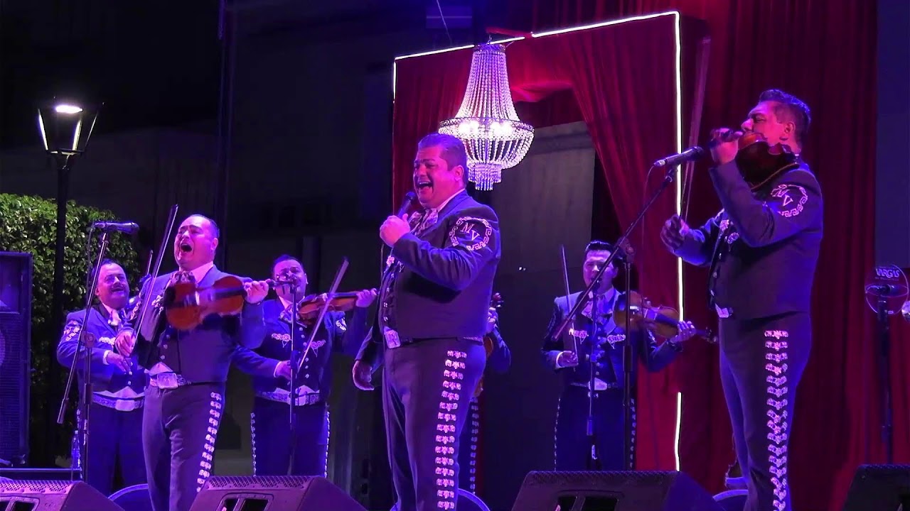 En vivo desde el teatro del pueblo. Fiestas Tamazula 2026