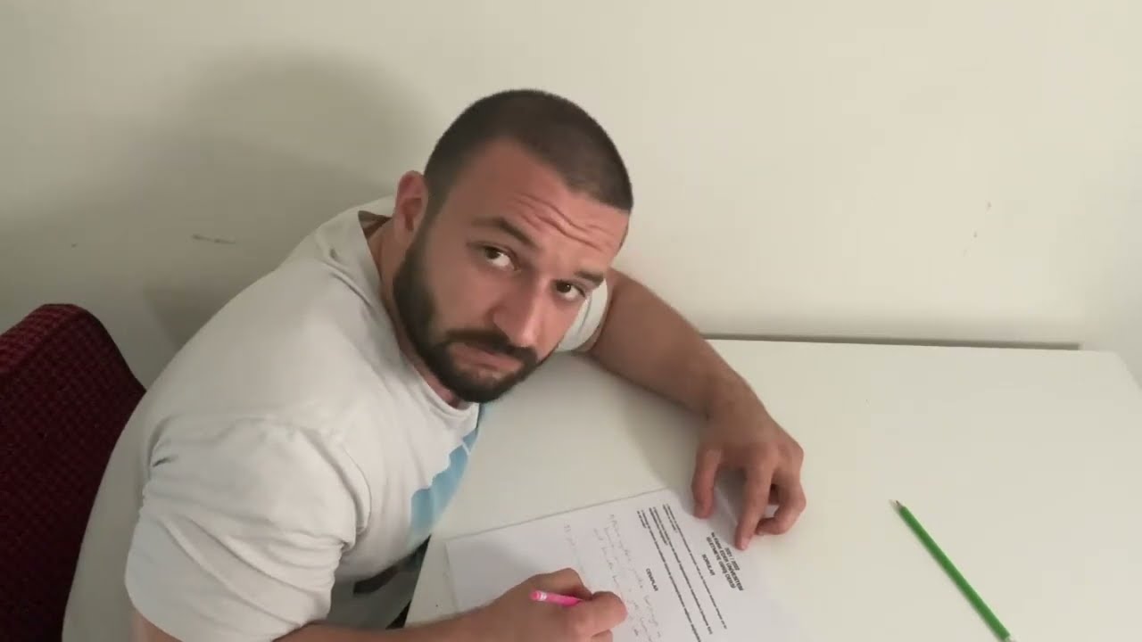 Sınav D&ouml;neminin Karanlık Lordu Başta Dikilen Hoca #aykutelmas #vine