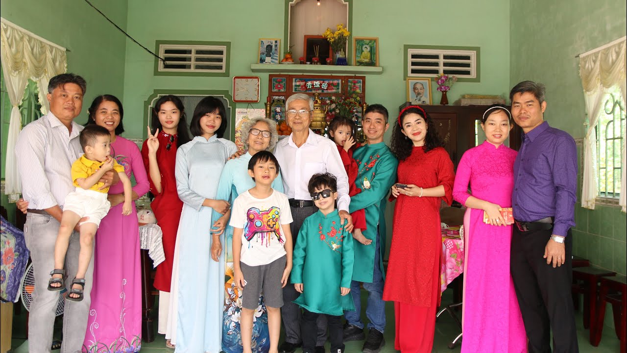Tết Sum Vầy 2025