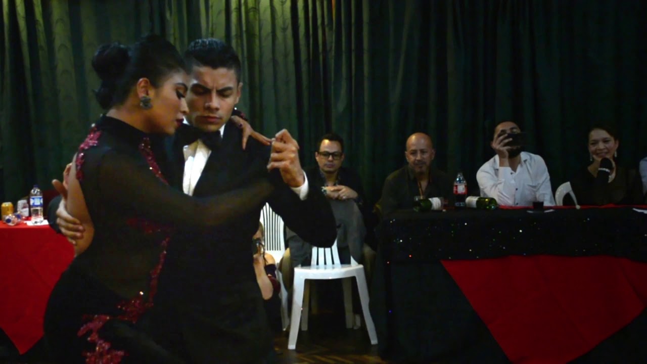 Valentín y Diana 1/3 Tigre Viejo