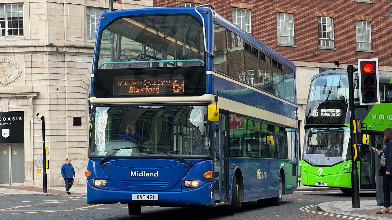 Route 64 | Connexions Buses Scania N94UD Omnidekka XNT 421