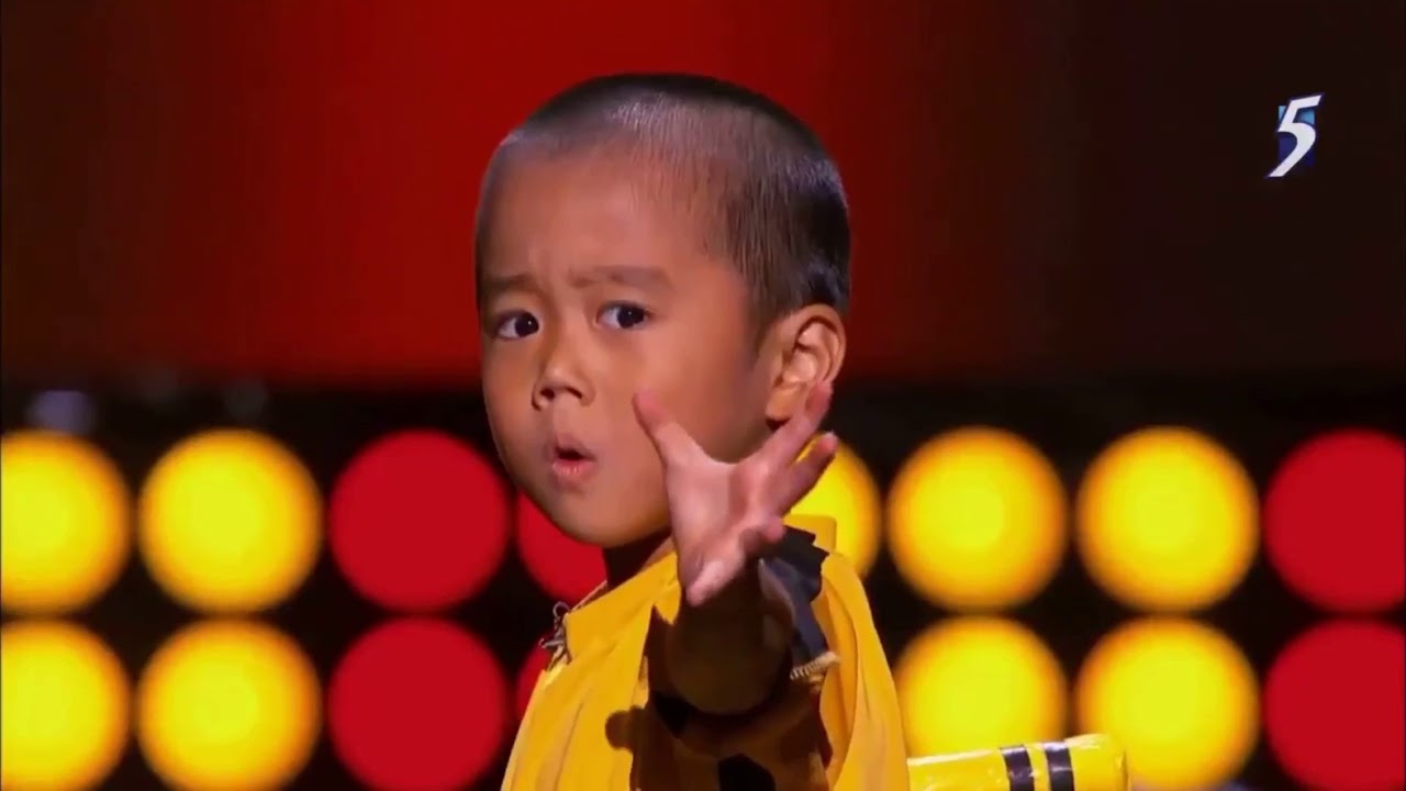 【最後が可愛すぎるw】子供がブルースリーを完コピ！　癒し