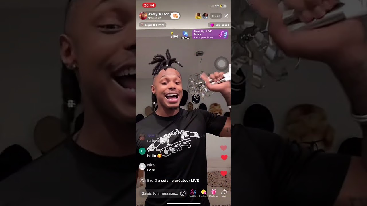 Avery Wilson sings ‘KISS THE SKY’ live TikTok