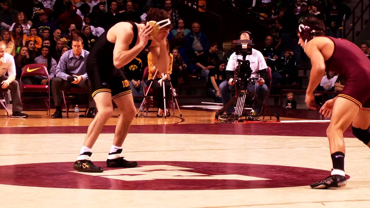 Minnesota vs. Iowa Wrestling Highlights 2013