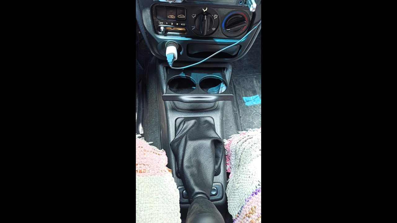 Hyundai Accent Yumurta Kasa Bardaklık Montajı ve Şatışı