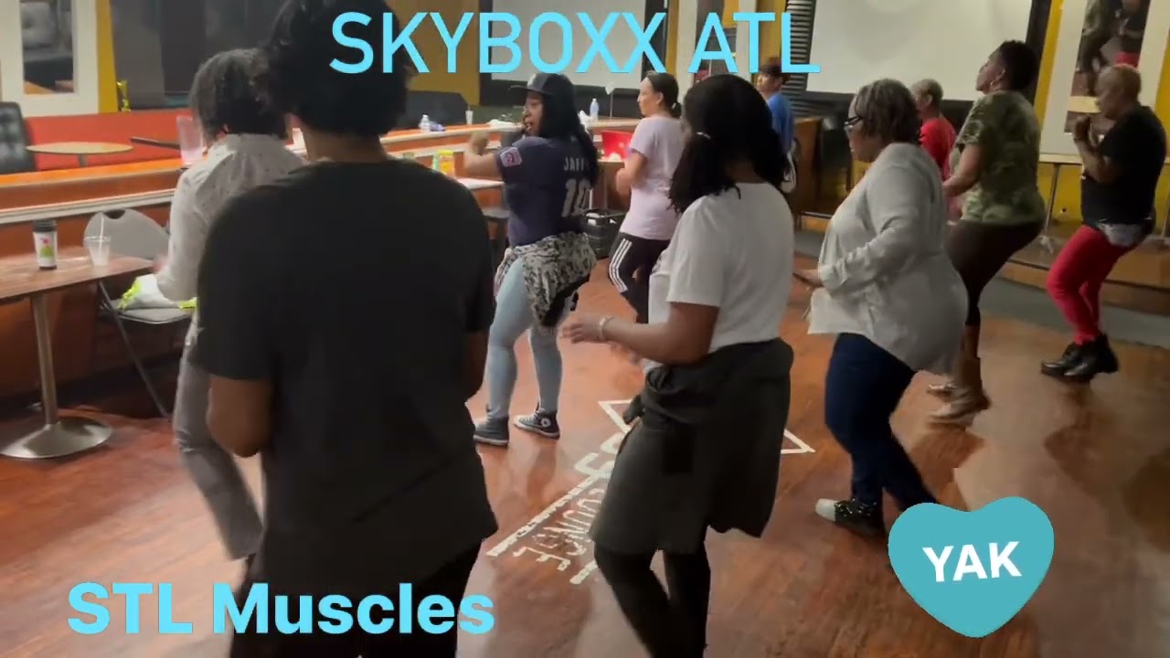 STL Muscles Line Dance
