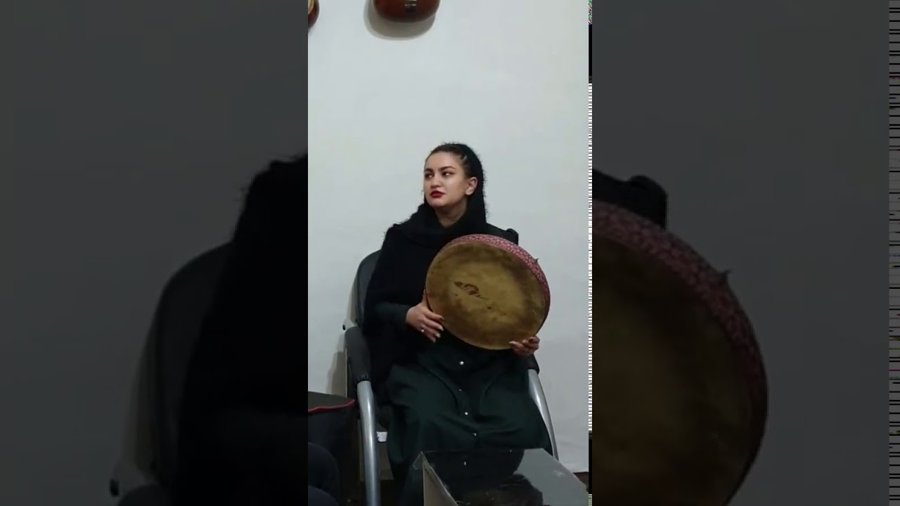 iranli qiz xanendeden gozel kəsmə şikəstə