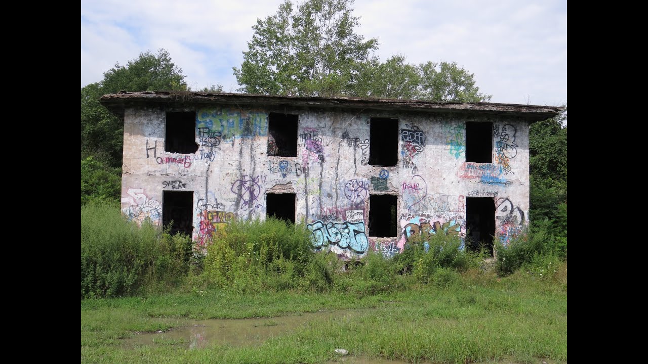 Exploring the Abandoned Concrete City