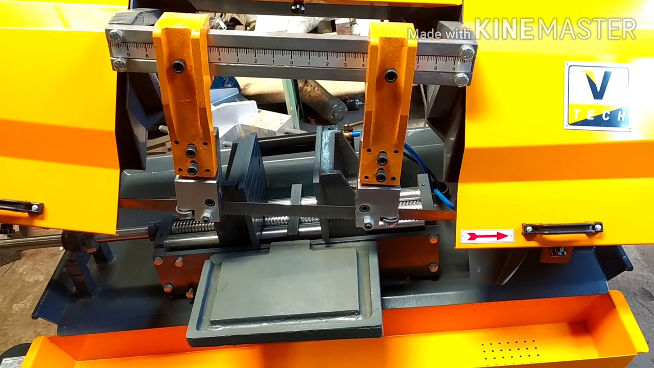Bandsaw Machine