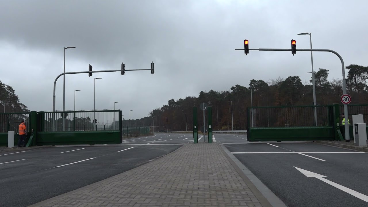 Sliding Gate | Tracked Gate M50