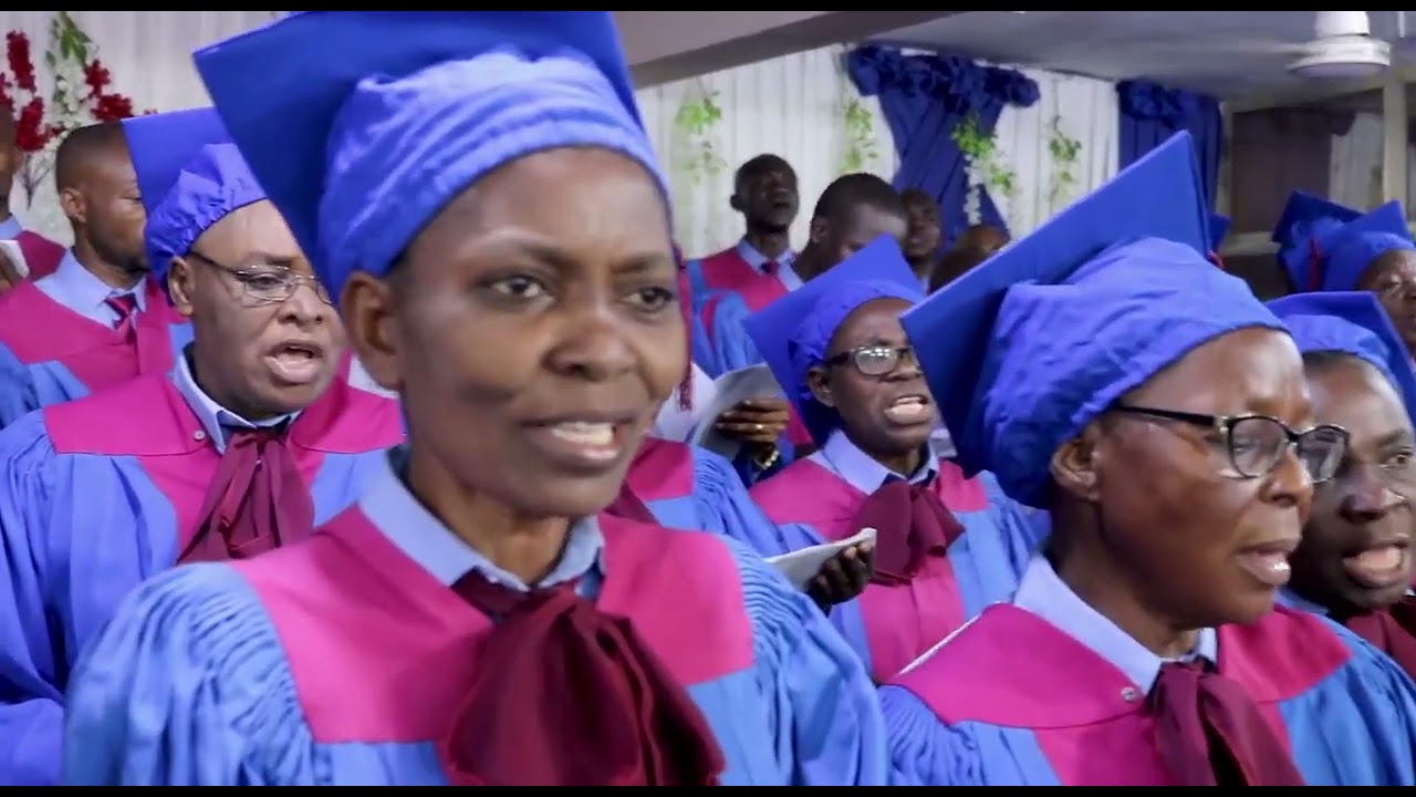 The heavens are telling, sing unto God and Worthy is the lamb. Aba Central District Choir day