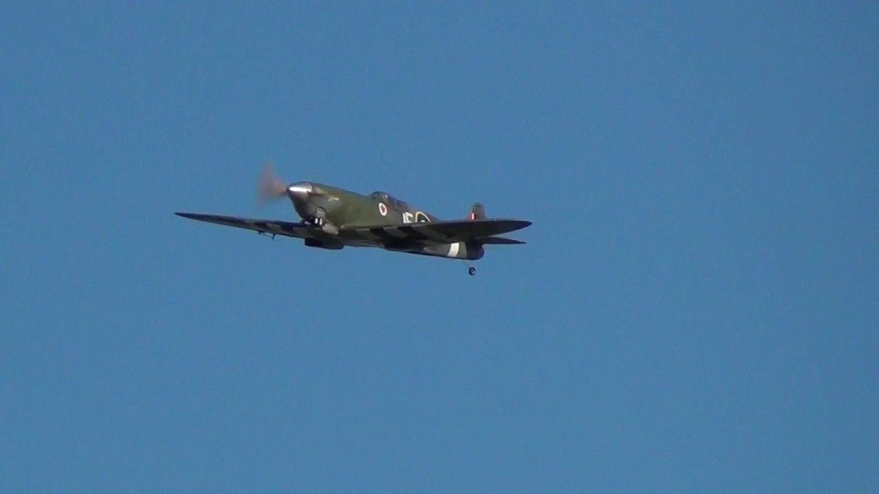 Pica Spitfire test flight