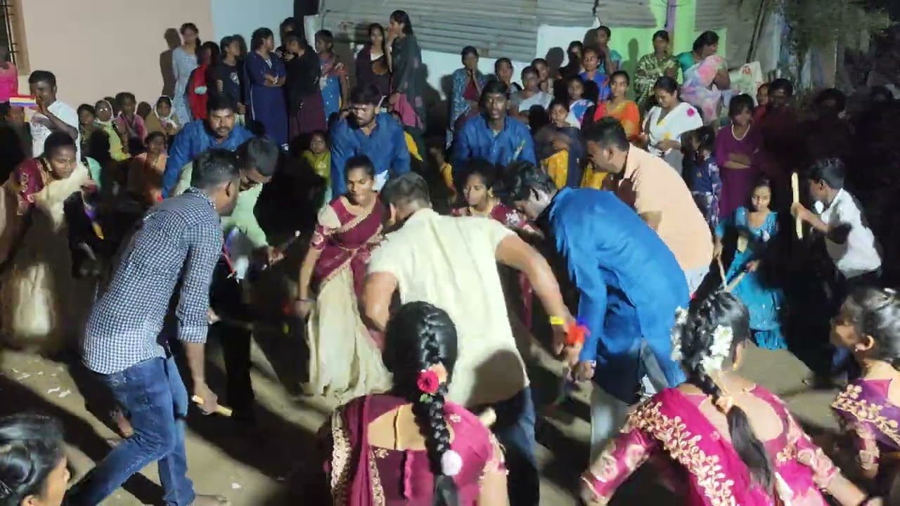 చిత్తూరు చిన్నదాన నీ మనసున నీ లేనా అంటూ ఒక ఊపు ఊపినారు తొందలాదిన్నె బృందం #trending #kolatamdance #