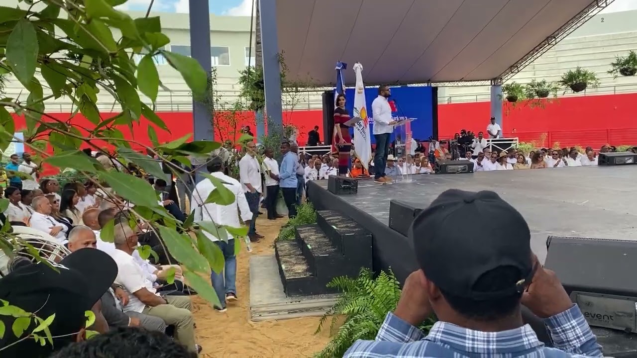  Leo Francis Zorrilla rompe silencio exige al presidente obras que el Seibo reclama desde historia