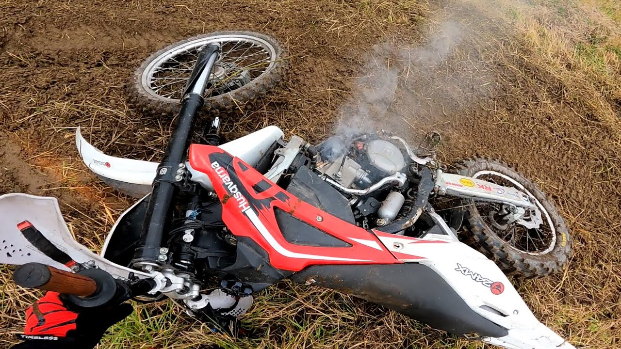 Sänkikrossia Hussella ja Kaatuminen...