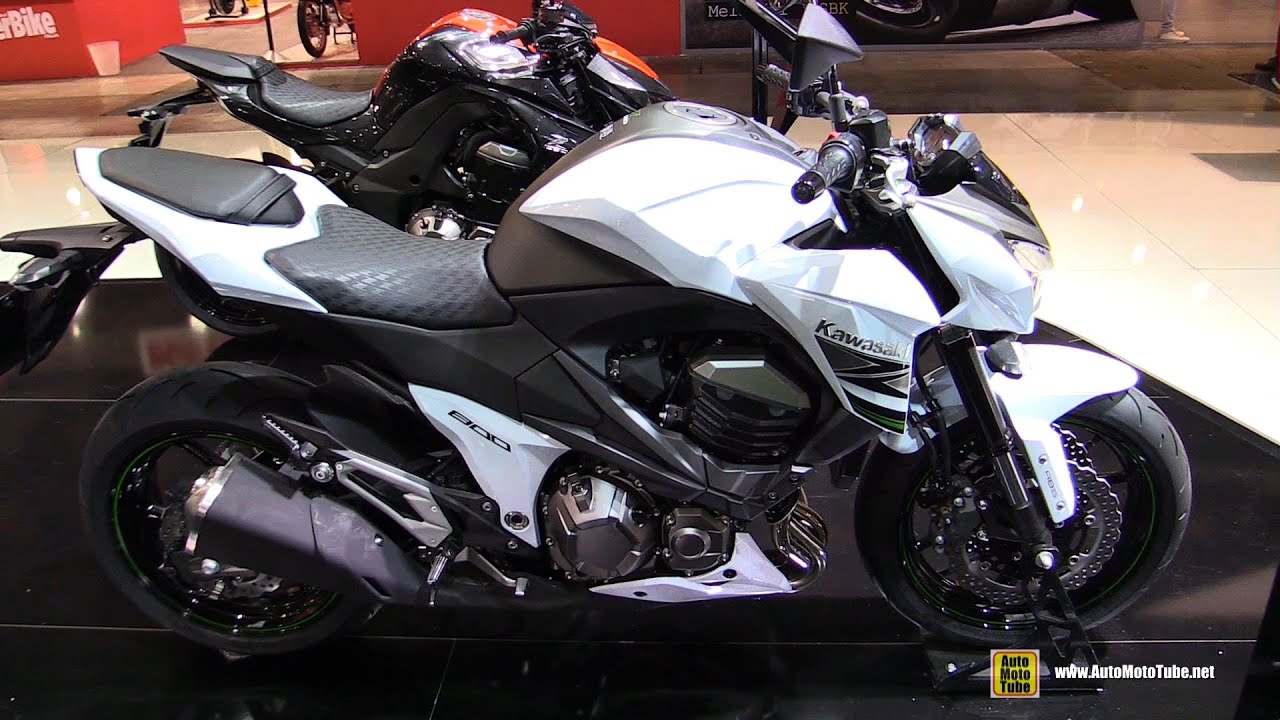 2015 Kawasaki Z800 - Walkaround - 2014 EICMA Milan Motorcycle Exhibition