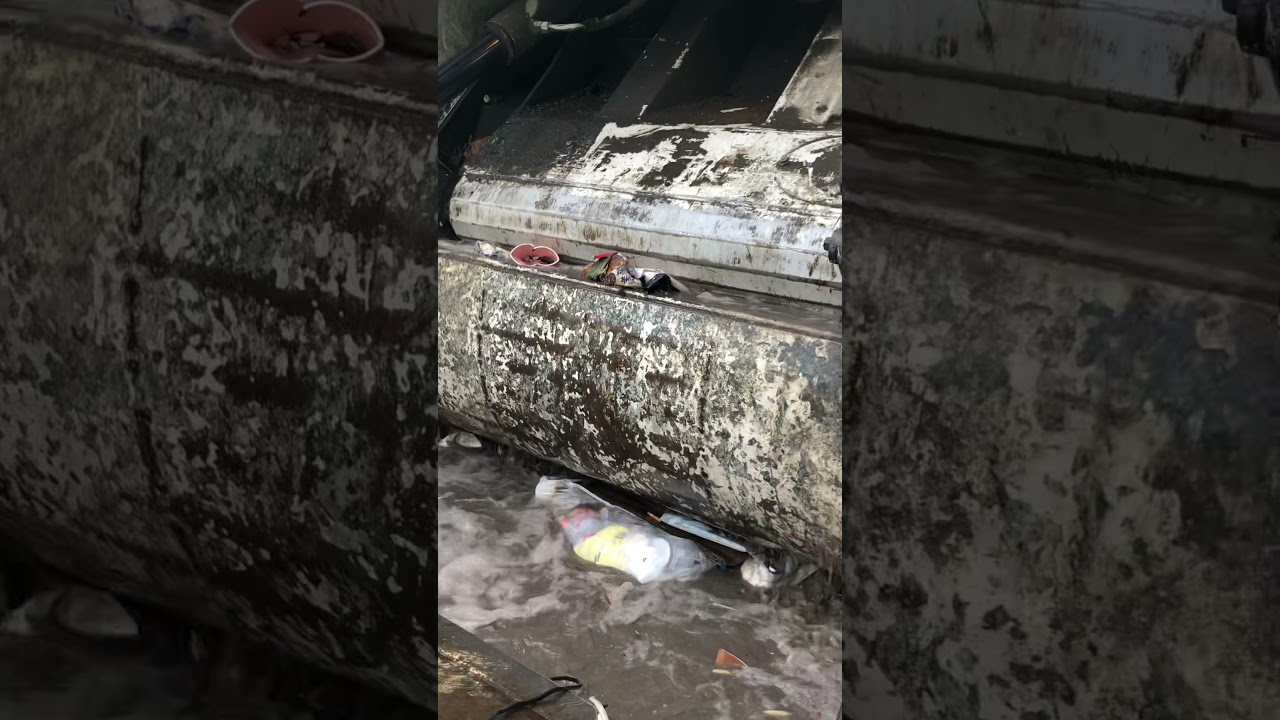 Garbage truck crushing water #Shorts