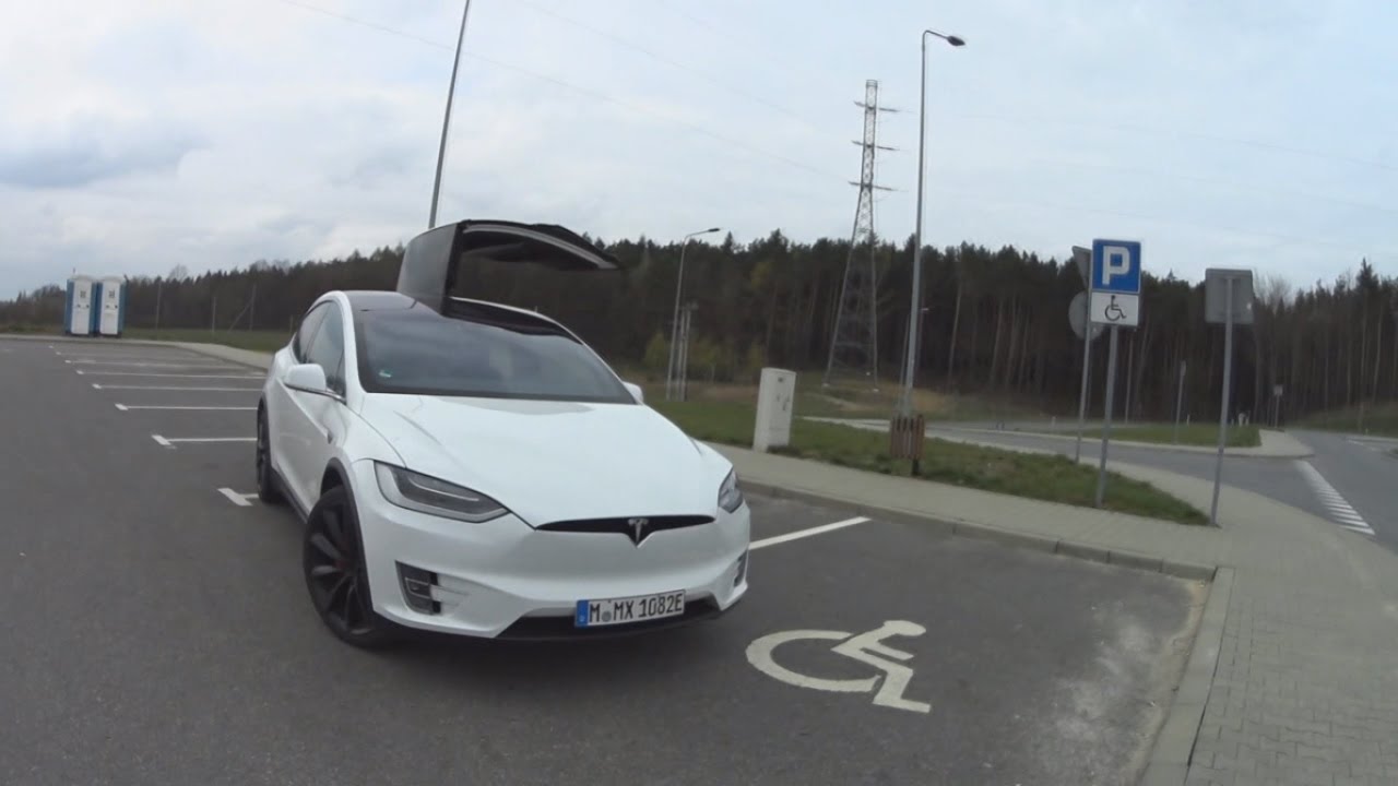 Elektryk tylko do miasta ? - w roli głównej: TESLA Model X