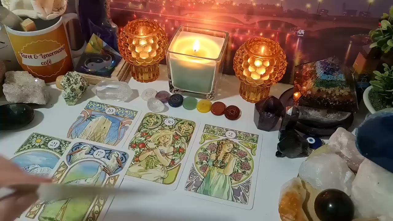 ON ZELI DA TI PISE I DA TE VIDI DO KRAJA MESECA?! Saznaj sve. Tarot citanje. 🍀🔮