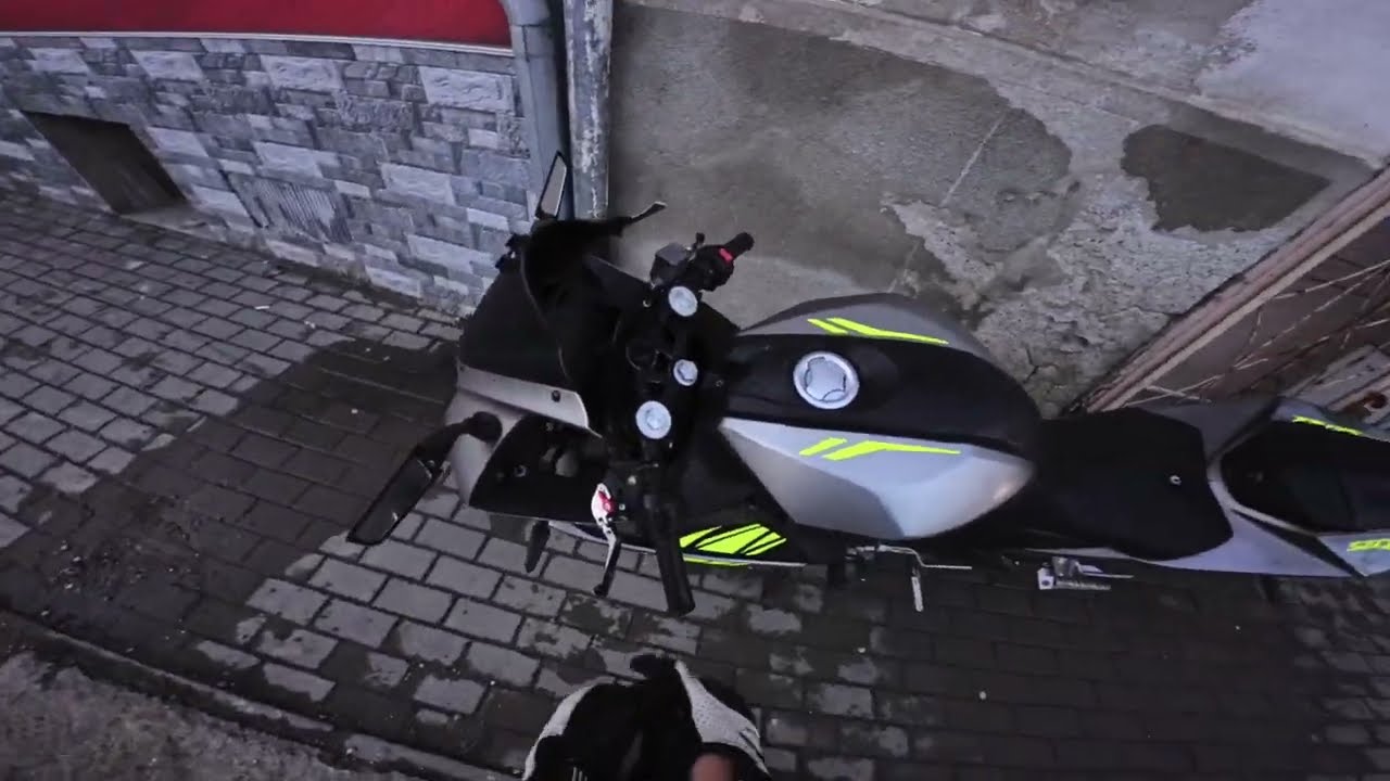 2 Yamaha yzf r125 - Ride to school | 4K