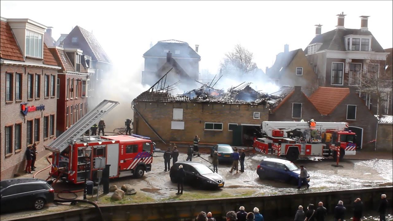 Zeer grote brand Zeepziederstraat Harlingen