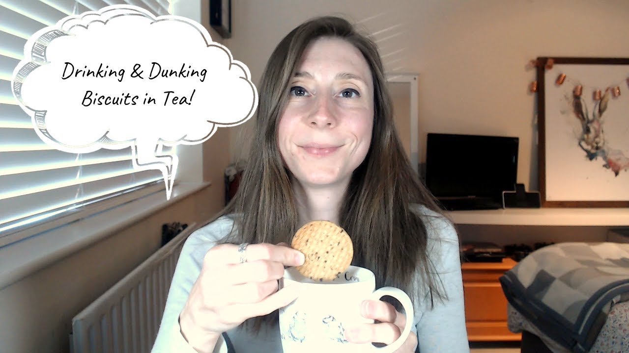 ASMR Drinking A Cup Of Tea and Dipping / Dunking Biscuits | Eating Biscuits + Whispered Rambled