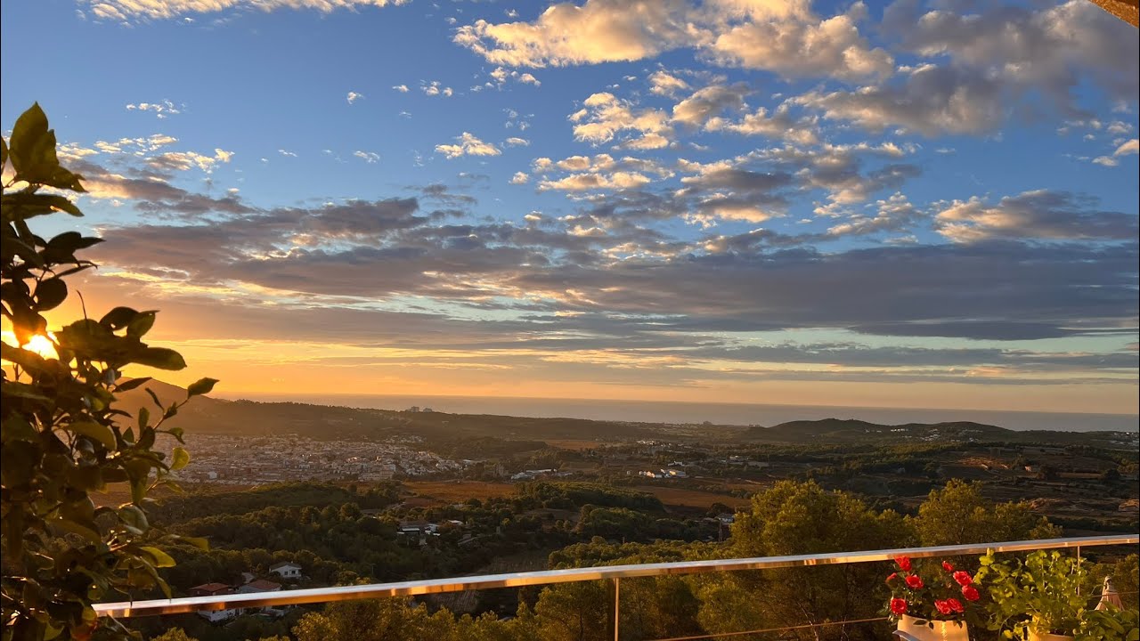 Rotina tarde noite[ Um dia tranquilo na casa da montanha]