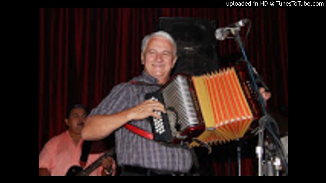 ULPIANO CLASICOS EN VIVO, TEMA: REINA DE MI VALLE